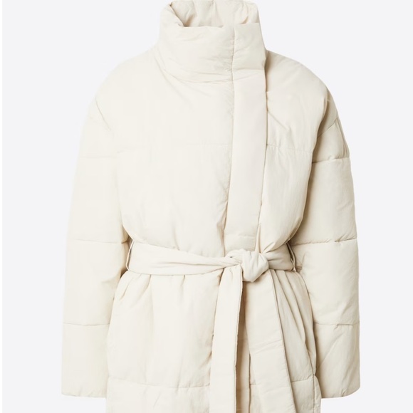 GAP Duvet Wrap Puffer Coat- Color Ivory-Oversized - Picture 2 of 10